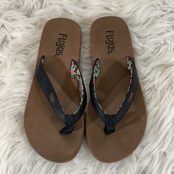 Flojos Ladies' Brown & Black Flip Flop Lightweight Thong Sandals Size 6 - Picture 3 of 10